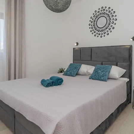 3 Bedroom Amazing In Holiday home Drum