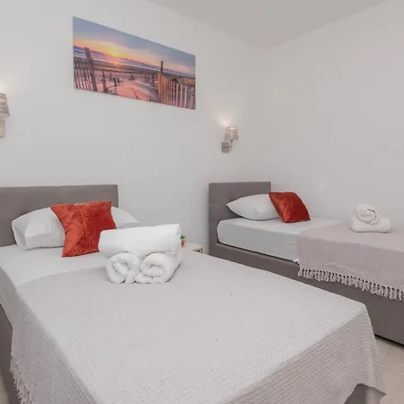 Holiday home 3 Bedroom Amazing In
