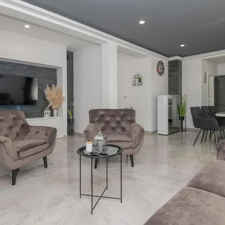 3 Bedroom Amazing In