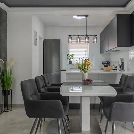 3 Bedroom Amazing In * Drum